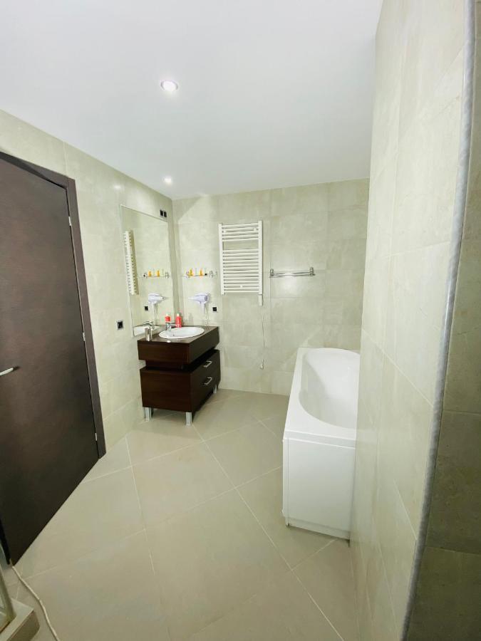Silver Mountain C24 Royal Poiana Brasov Exterior foto